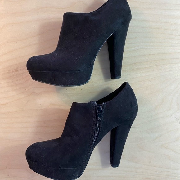 Limelight  Cubbie Heel Ankle Boots size 8 - Picture 6 of 11